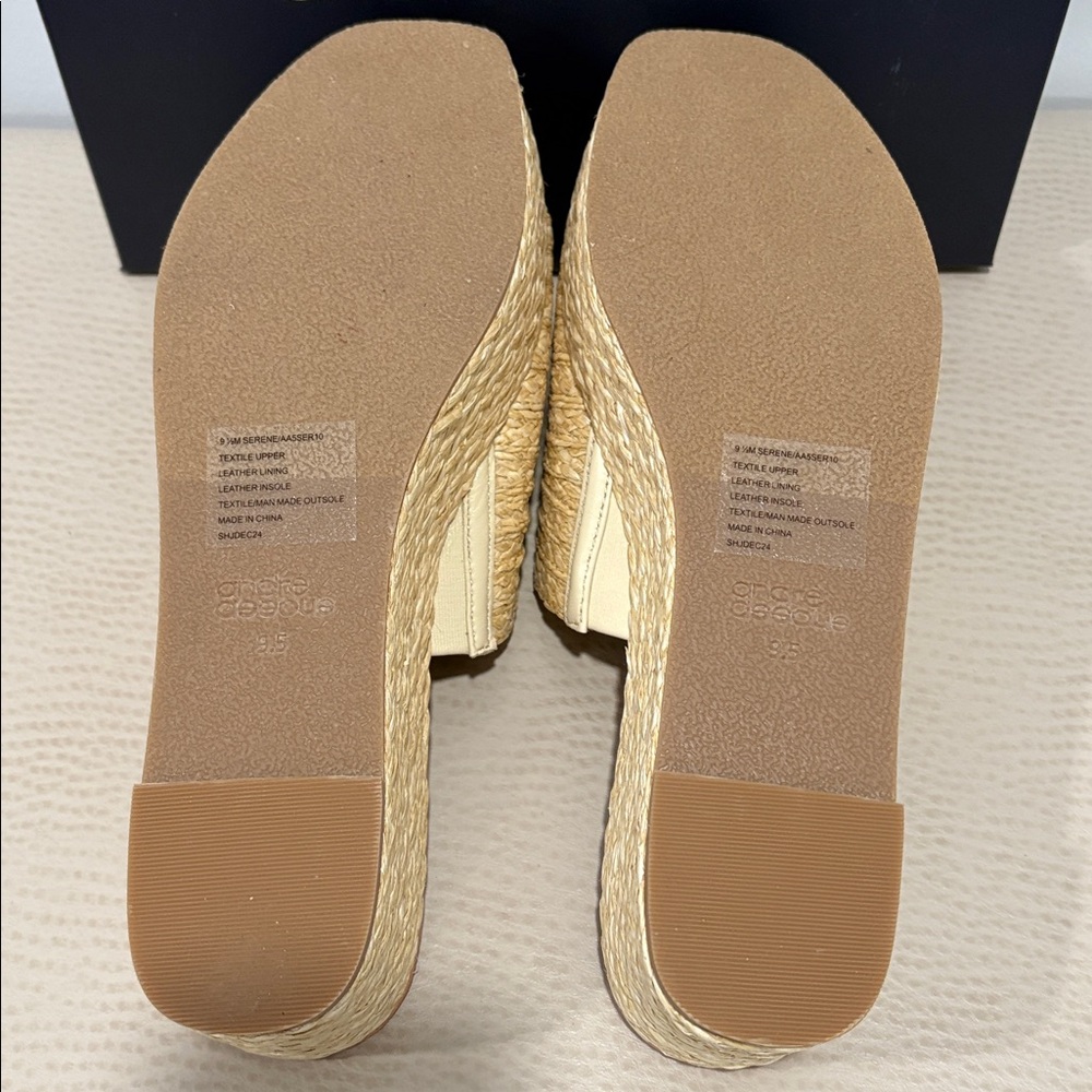 Andre Assous SERENE RAFFIA ESPADRILLE WEDGE - Picture 15 of 16